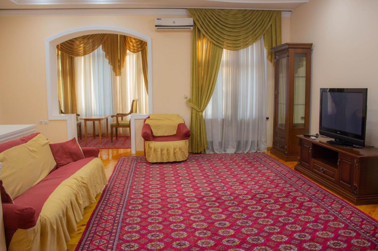 Oreon Inn Hotel ทาชเคนต์ ภายนอก รูปภาพ