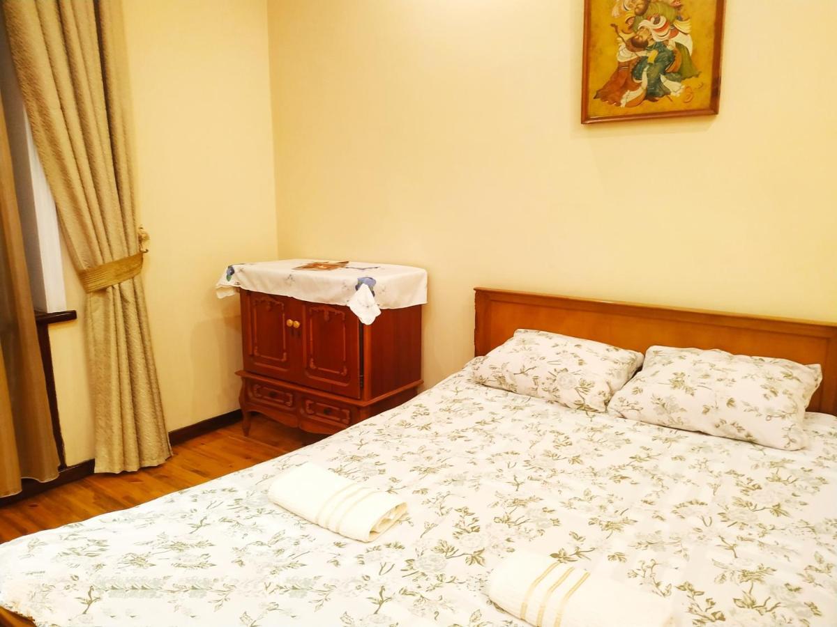 Oreon Inn Hotel ทาชเคนต์ ภายนอก รูปภาพ
